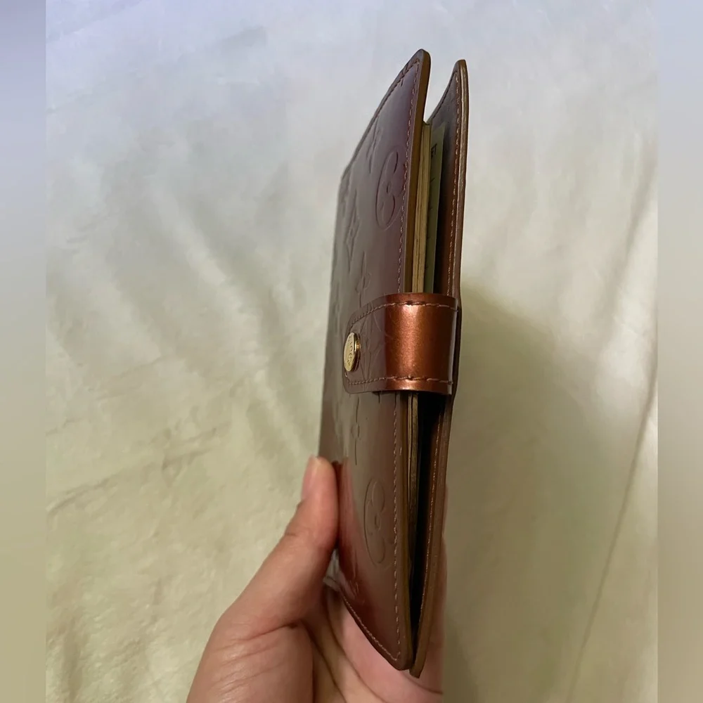 Louis Vuitton Bronze Vernis PM Agenda 🤎 - Picture 15 of 15